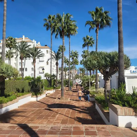 Duquesa Regents Apt, Large Balcony With Spectacular Sea Views Close To Port And Manilva