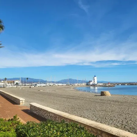 Duquesa Regents Apt, Large Balcony With Spectacular Sea Views Close To Port And Apartment