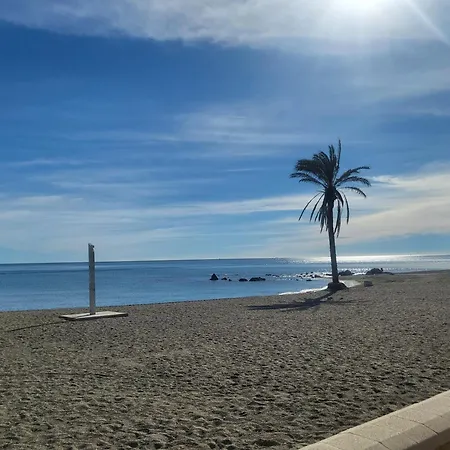 Duquesa Regents Apt, Large Balcony With Spectacular Sea Views Close To Port And Manilva