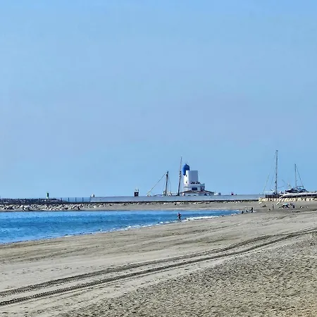 Duquesa Regents Apt, Large Balcony With Spectacular Sea Views Close To Port And Apartment